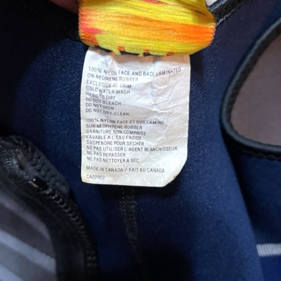 Bare Full Body Wetsuit 2 Piece Women’s Size XL Black, Gray with Red Accents - Picture 12 of 15